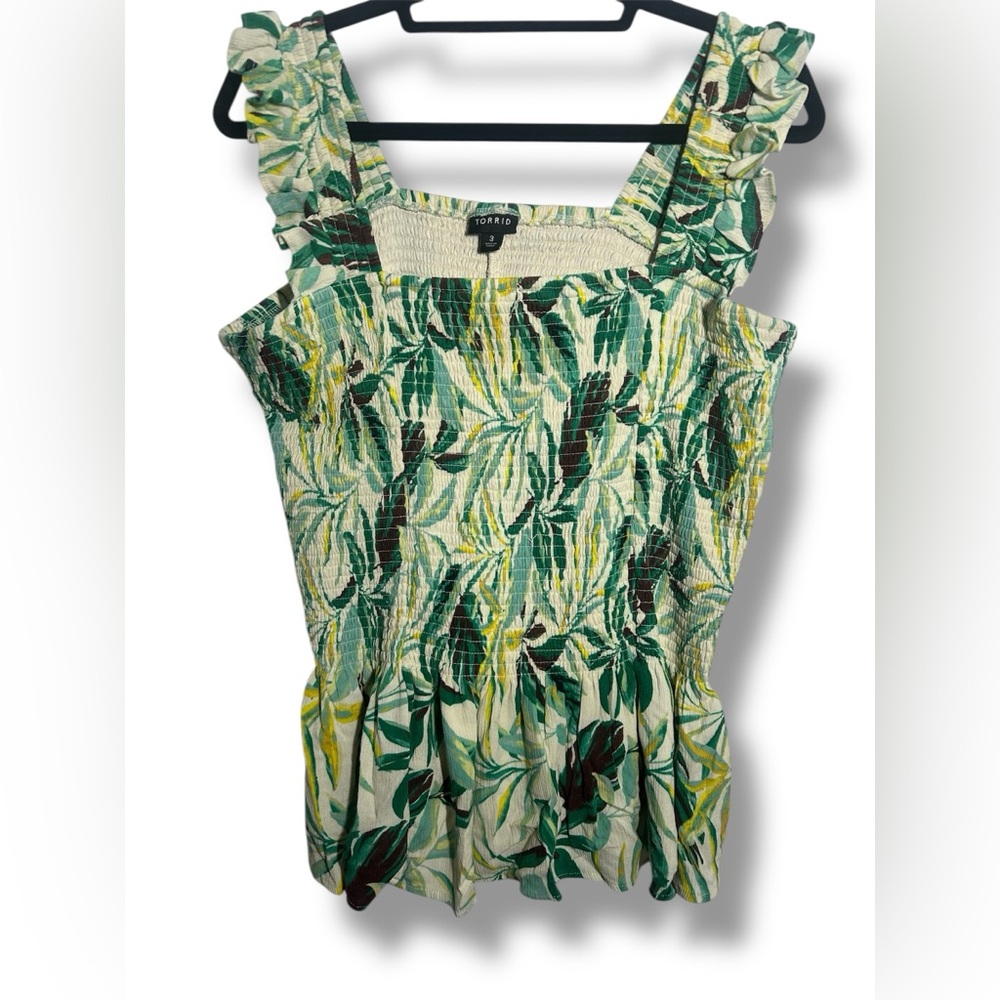 Torrid Green Leaf Print Peplum Top – Size 3X
